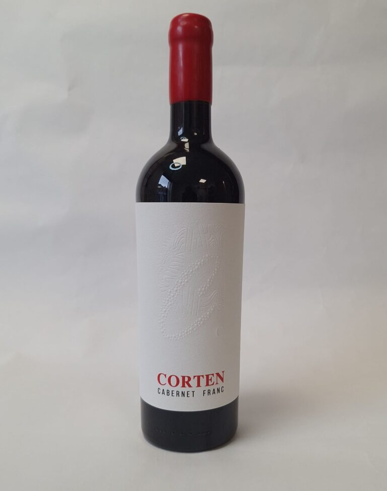 bottle of red wine cabernet franc