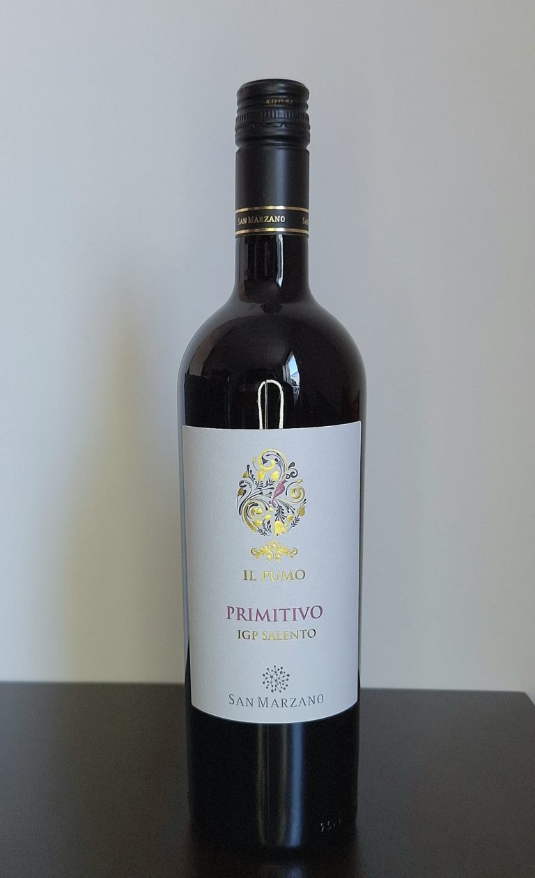 San Marzano Il Pumo Primitivo red wine